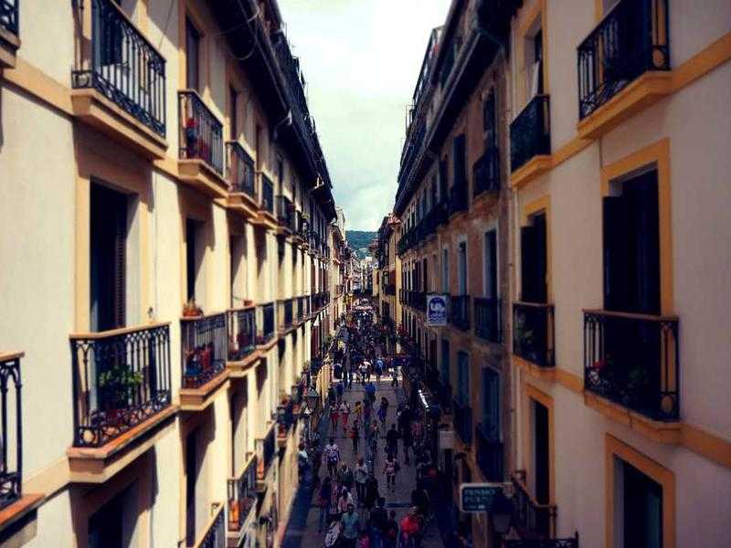 La Manipolazione delle Notizie Internazionali nei Media Mainstream: Un Servizio alle Grandi Potenze Occidentali