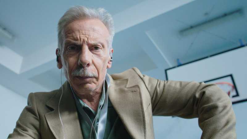 154: il corto WeShort con Giovanni Storti e un'IA, da vedere ora su Comingsoon.it