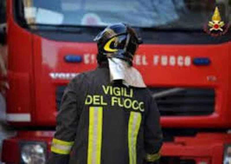 Due fratelli muoiono sulla statale 523, l’auto è finita nel burrone. Erano andati a funghi