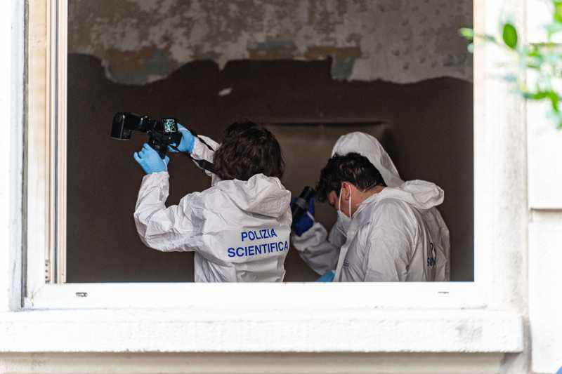 “Amore, facciamo una cosa veloce”: la donna come esca e i 30 fendenti inferti su Hayati Aroyo. Il piano omicida minuto per minuto