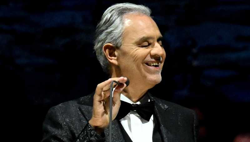 Anticipazioni Verissimo del 21 settembre, in studio Andrea Bocelli, Simona Ventura e altri ospiti