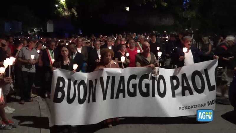 Il fratello di Paolo, suicida a 14 anni: “Questo è un paese di bulli e la vicepreside sapeva tutto”