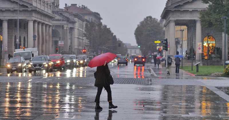 Tempesta d'autunno, crollo temperature e maltempo: rischio pioggia in settimana