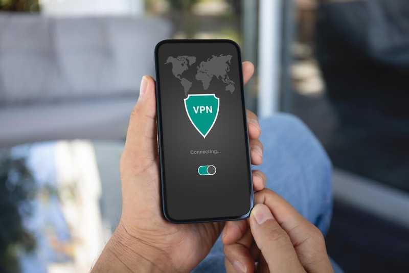 Navigazione in incognito da cellulare: guida per Android e iOS
