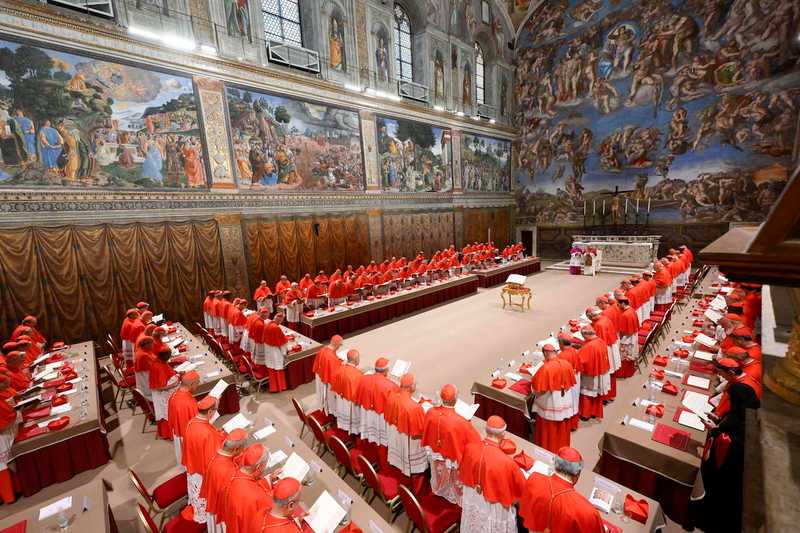 Scandalo al Conclave: prete-giornalista Antonio Pelayo accusato di violenza sessuale