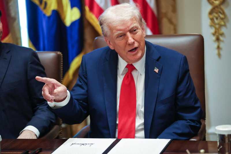 Trump rivendica la vittoria sulle “bufale” del climate change dopo le parole di Bill Gates