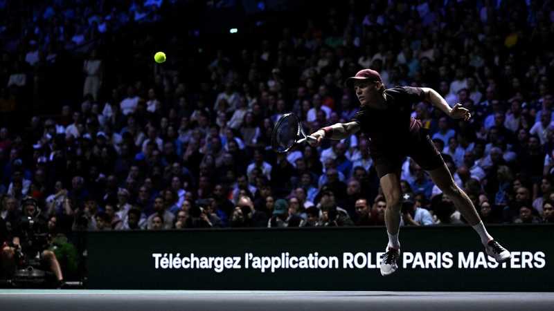 Aliassime-Sinner, finale Masters Parigi: secondo set in corso