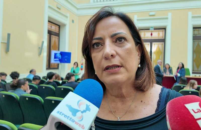 Falcomatà revoca le deleghe ad Anna Briante dalla Giunta